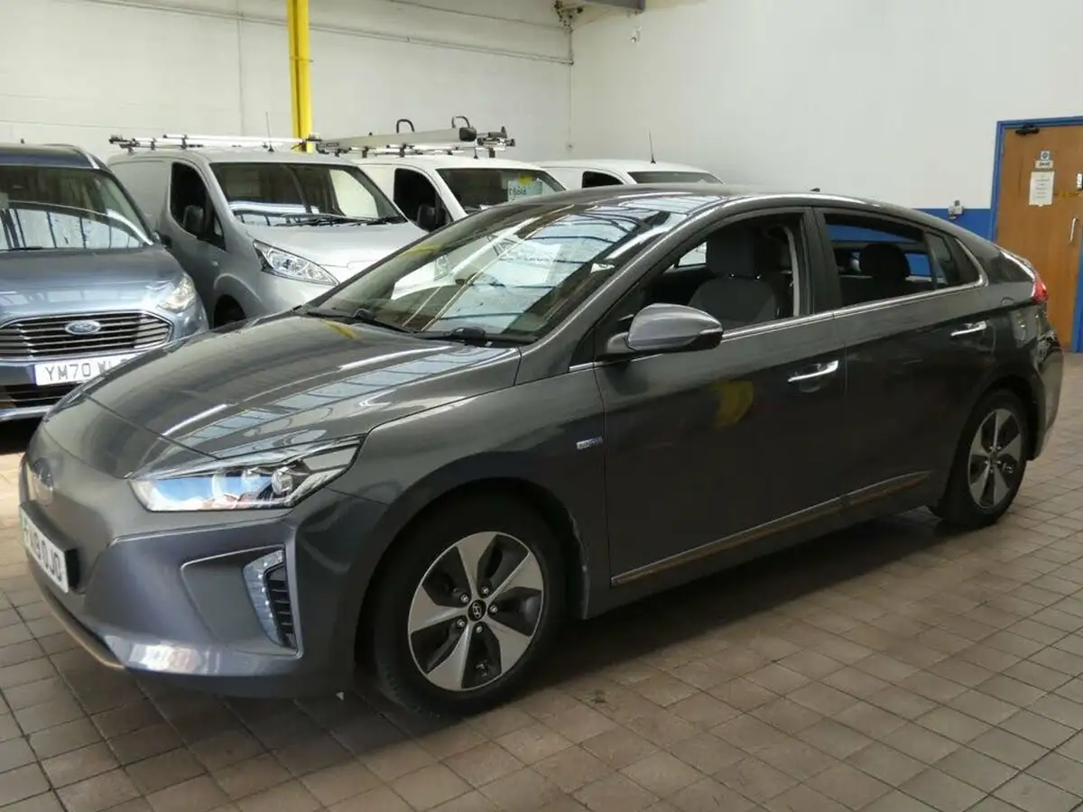 2019-hyundai-ioniq-e-premium-electric-88kw-big-6