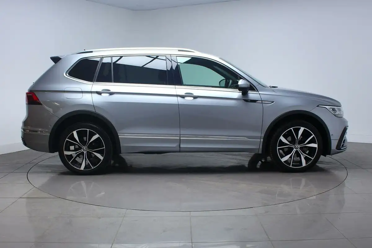 2024-volkswagen-tiguan-allspace-20tdi-r-line-150ps-big-4