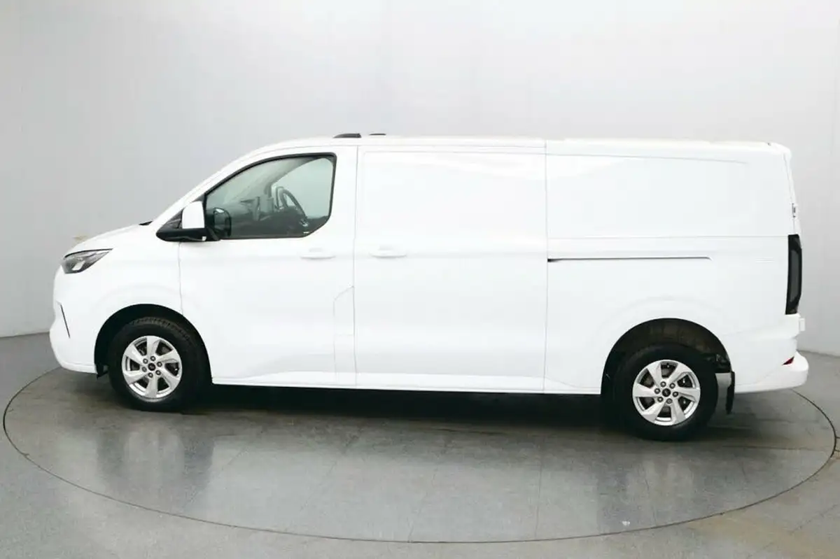 2024-ford-transit-custom-20tdci-300-l2h1-limited-150pseu6e-panel-van-1996cc-big-1