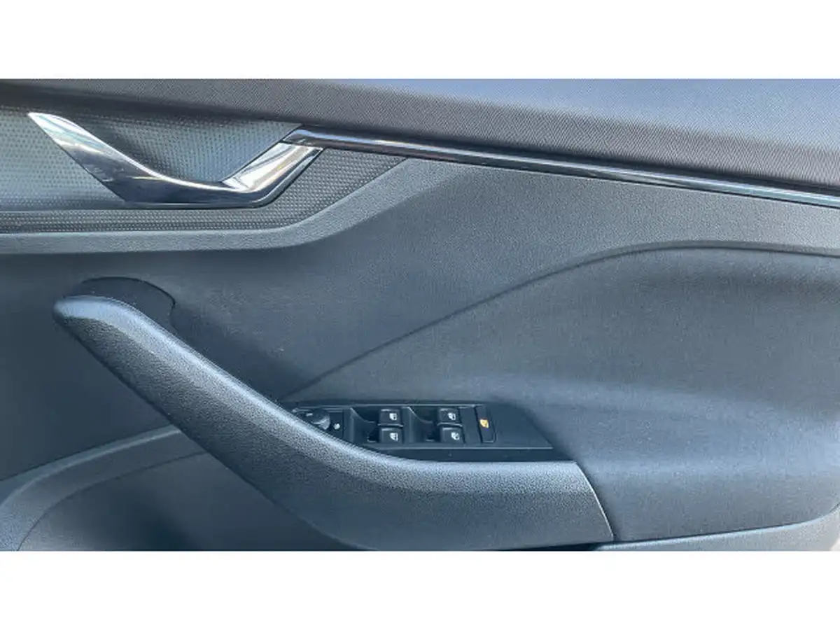 2020-skoda-scala-10-tsi-se-95ps-big-18