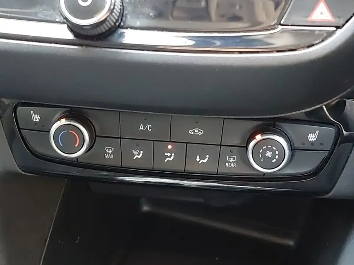 2022-vauxhall-corsa-12-turbo-elite-edition-auto-big-11