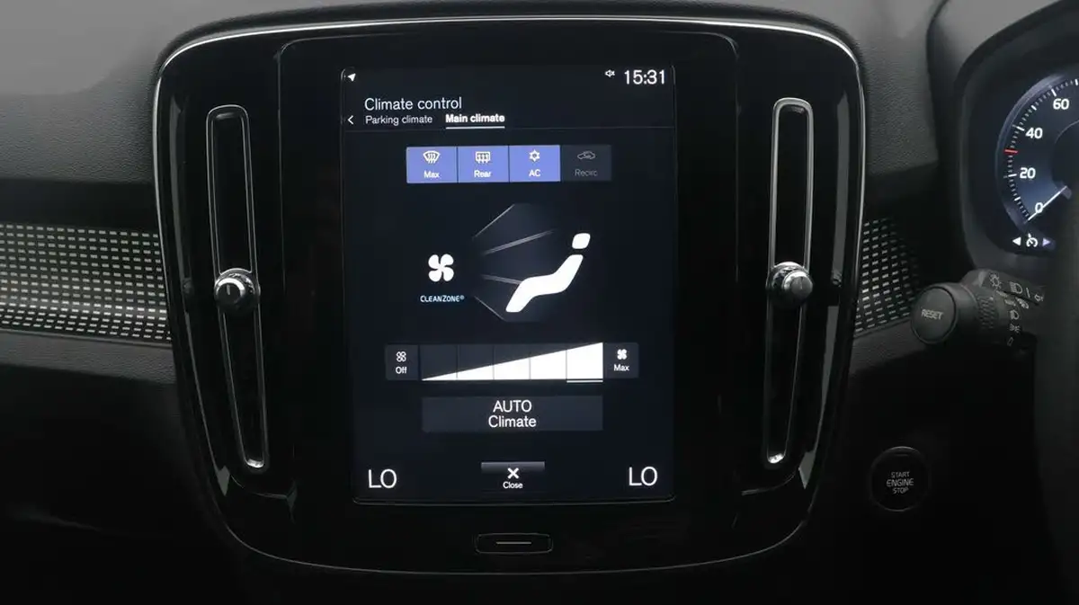 2021-volvo-xc40-20-b4-r-design-194bhp-auto-big-12
