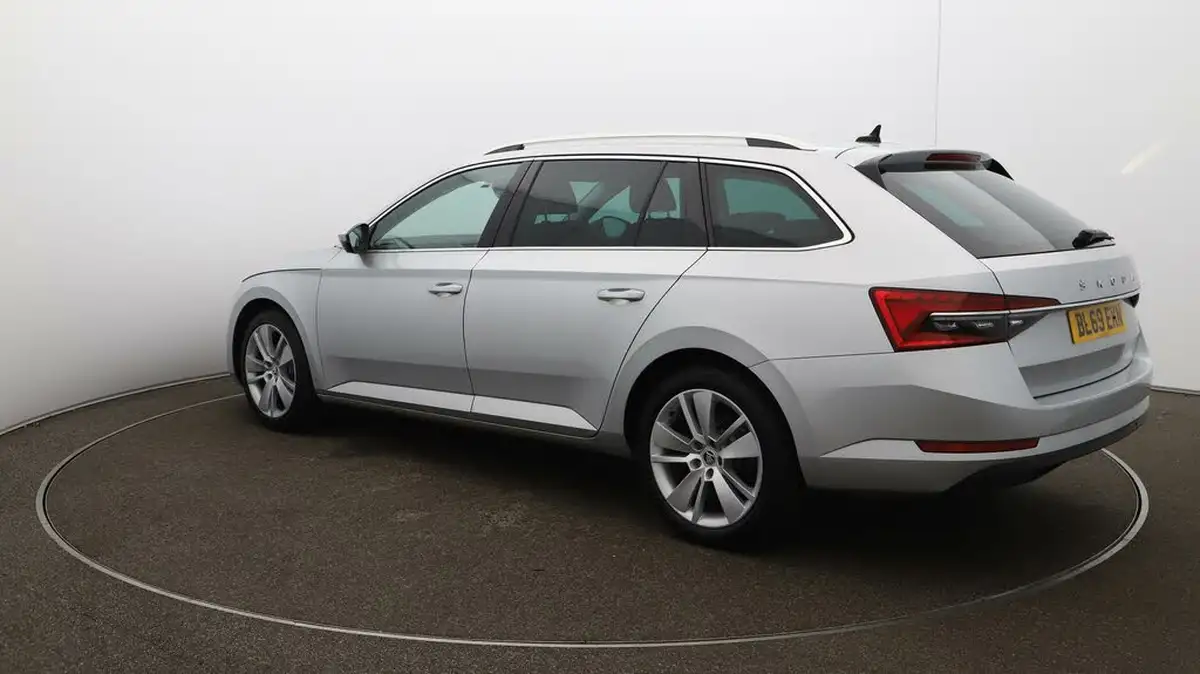2019-skoda-superb-20-tsi-se-l-estate-big-5