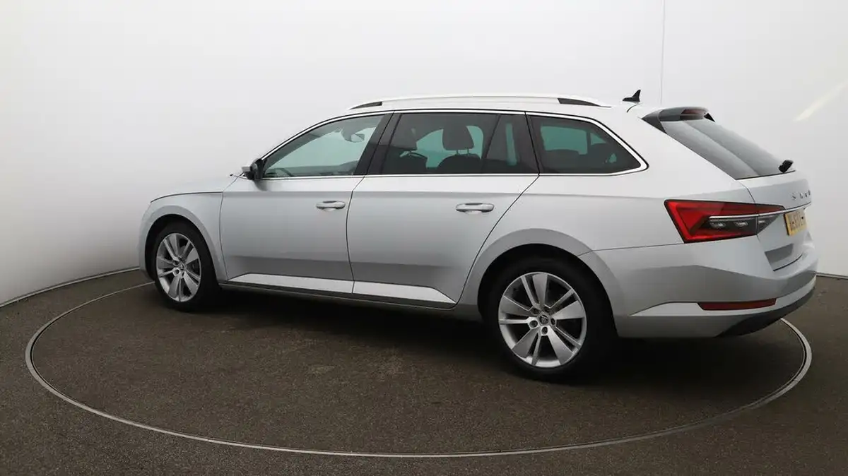2019-skoda-superb-20-tsi-se-l-estate-big-27