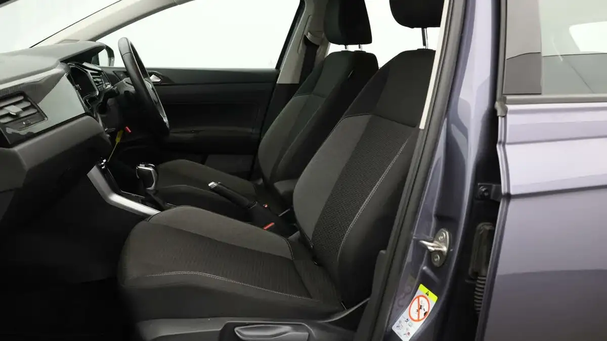 2022-volkswagen-polo-10-tsi-life-dsg-big-13