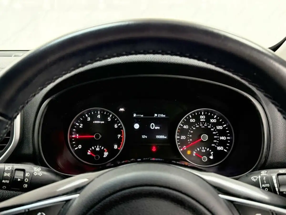 2021-kia-sportage-16-gdi-2-big-17