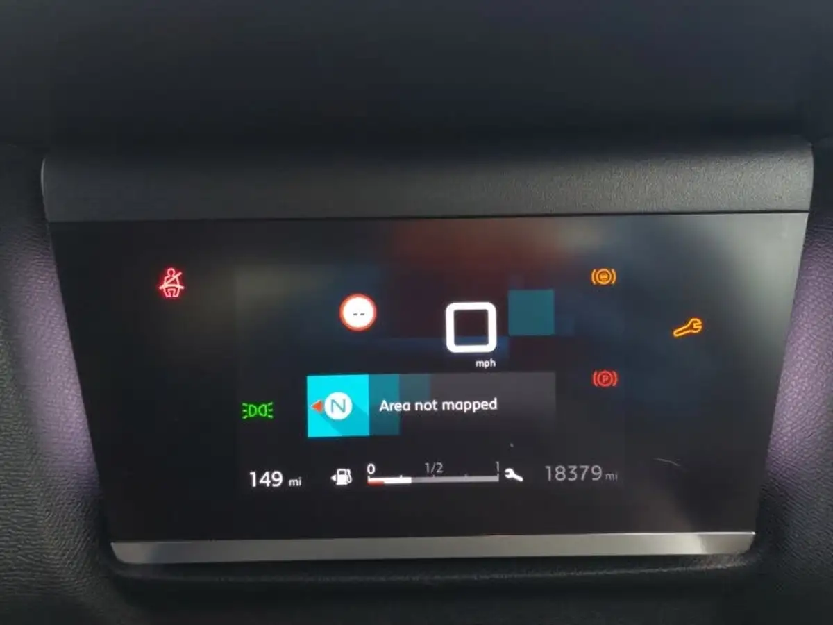 2022-citroen-c4-12-puretech-sense-plus-big-17