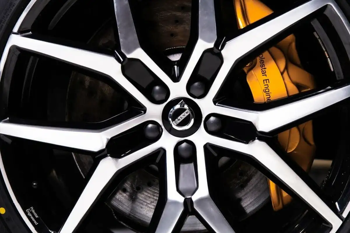 2021-volvo-xc60-20-t8-polestar-engineered-405bhp-twin-engine-big-43