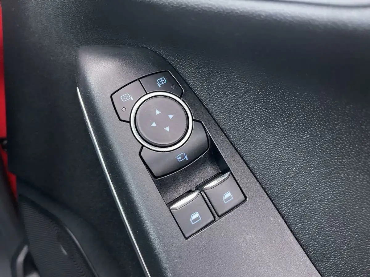 2018-ford-fiesta-10t-zetec-5d-big-35