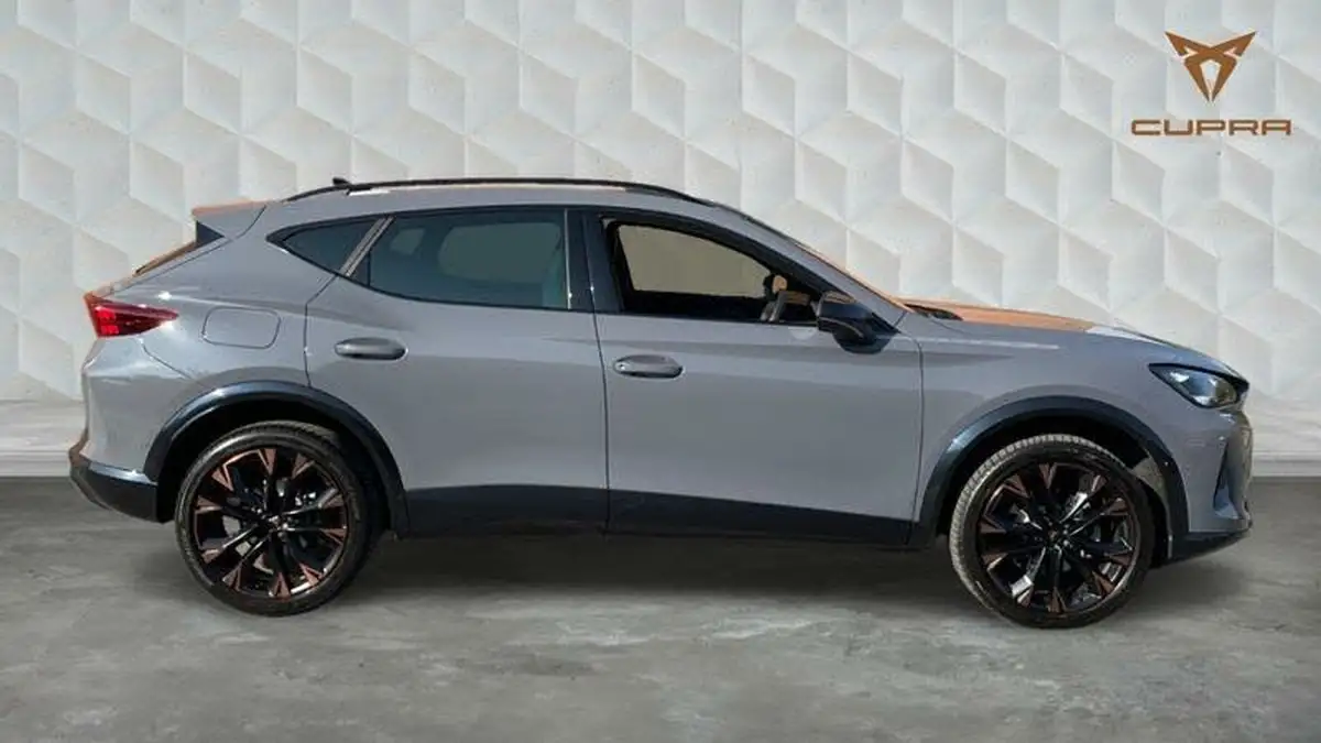 2025-cupra-formentor-15-etsi-v3-big-3