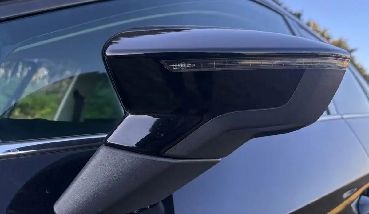 2019-seat-leon-20-tsi-xcellence-lux-estate-big-48
