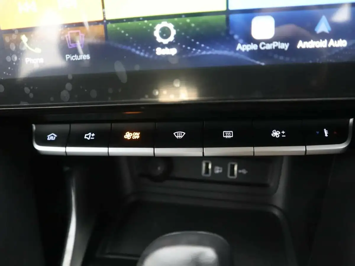 2022-mg-zs-suv-10t-gdi-excite-big-16