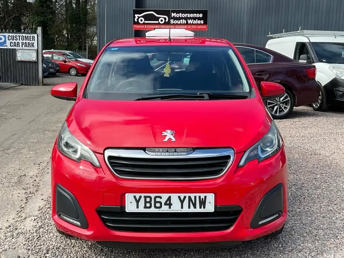 2015-peugeot-108-10-active-hatchback-3d-big-1