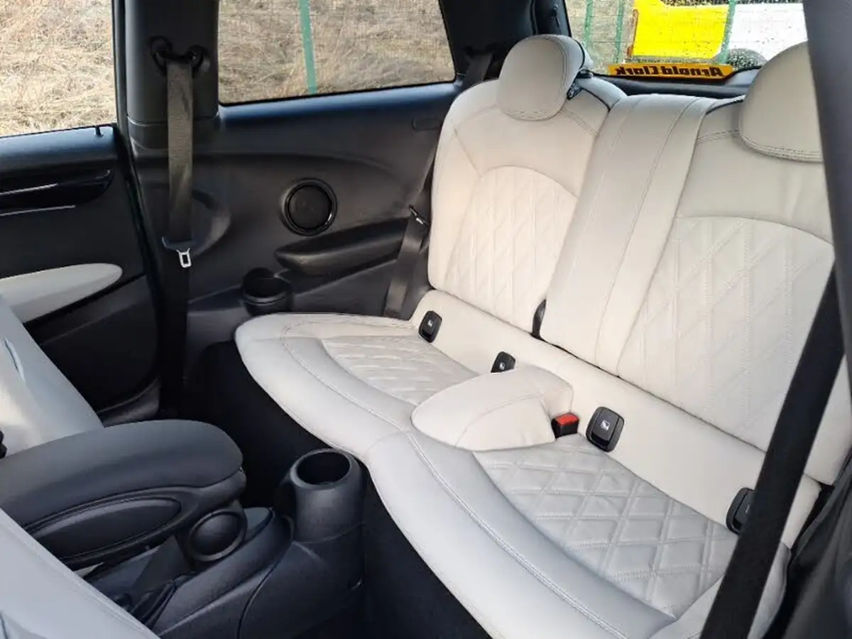 2024-mini-cooper-15-cooper-exclusive-premium-auto-hatchback-3d-auto-big-5