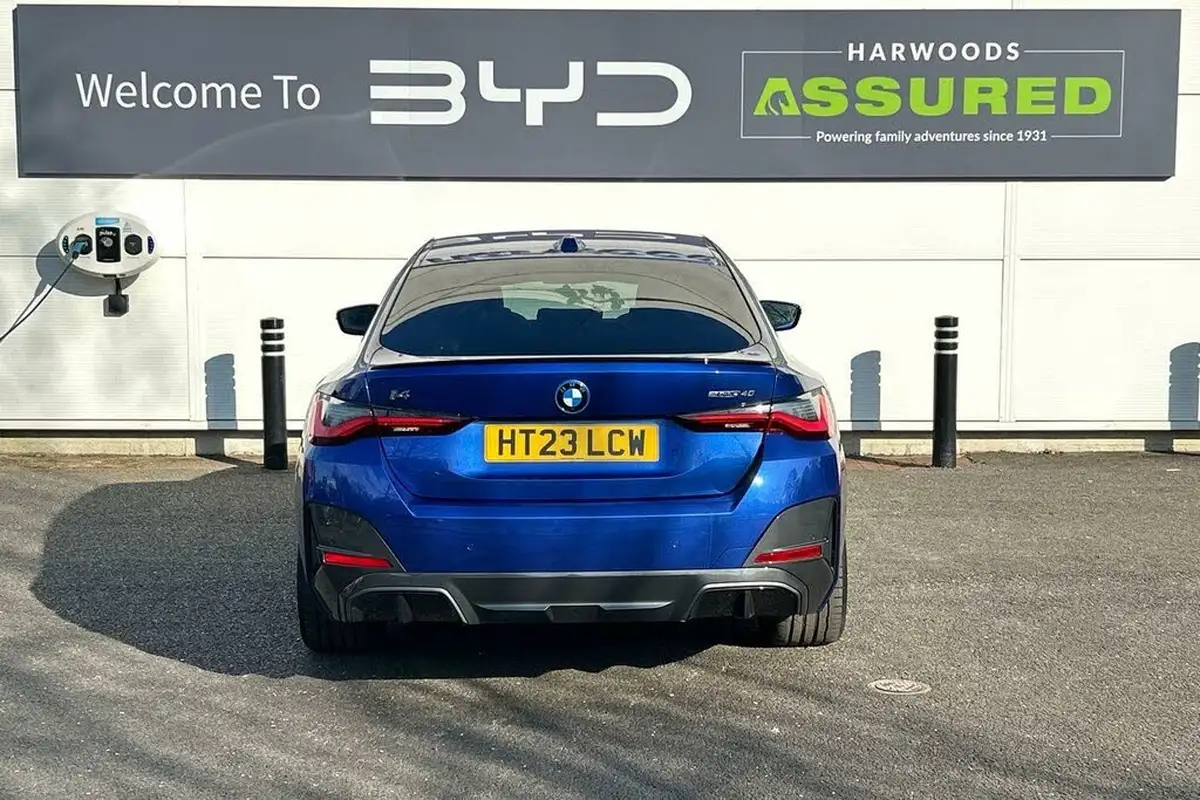 2023-bmw-i4-e-edrive40-m-sport-big-7