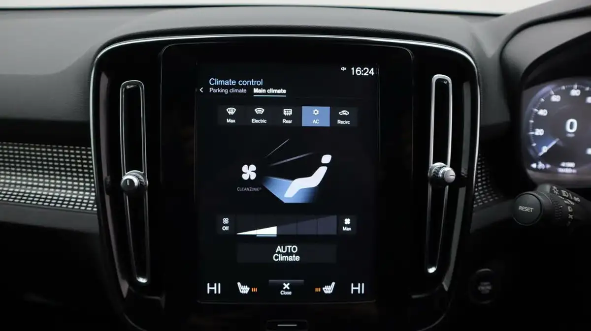 2018-volvo-xc40-20-t5-first-edition-big-11