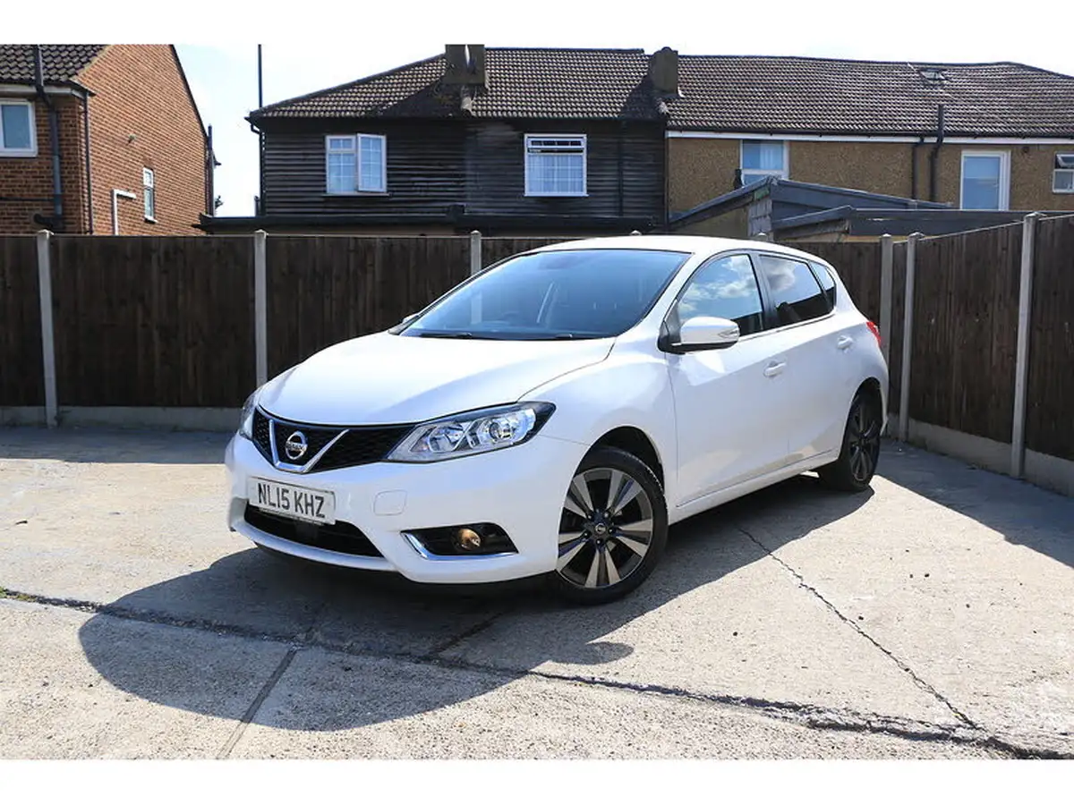 2015-nissan-pulsar-12-n-tec-big-14