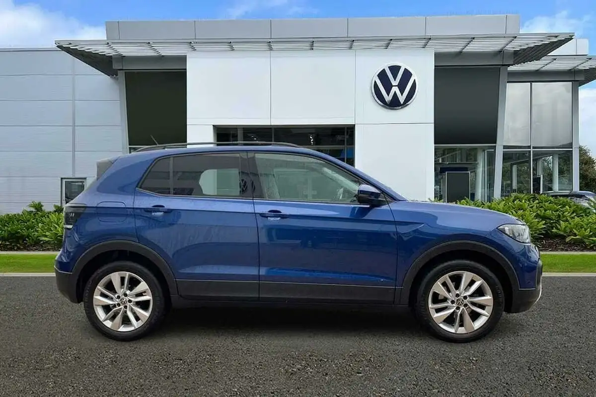 2022-volkswagen-t-cross-10-tsi-se-110ps-dsg-big-3