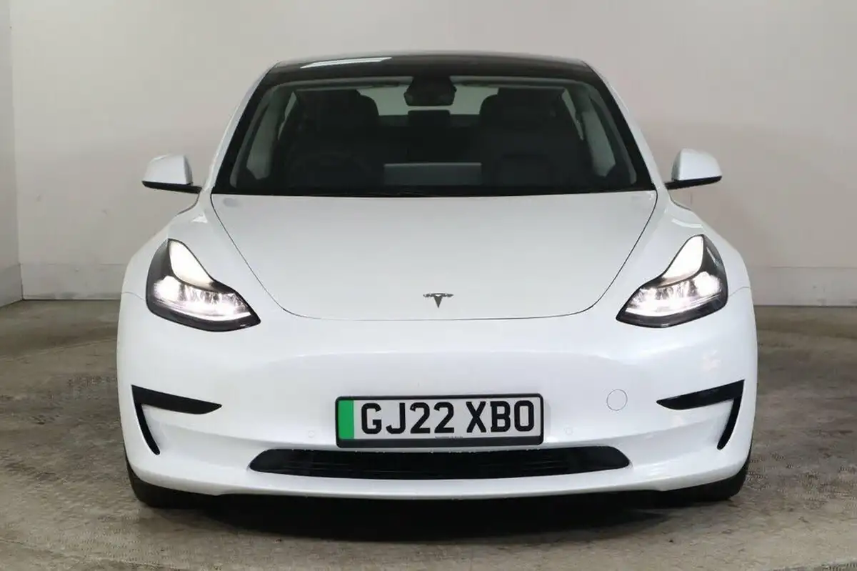 2021-tesla-model-3-e-standard-plus-big-1