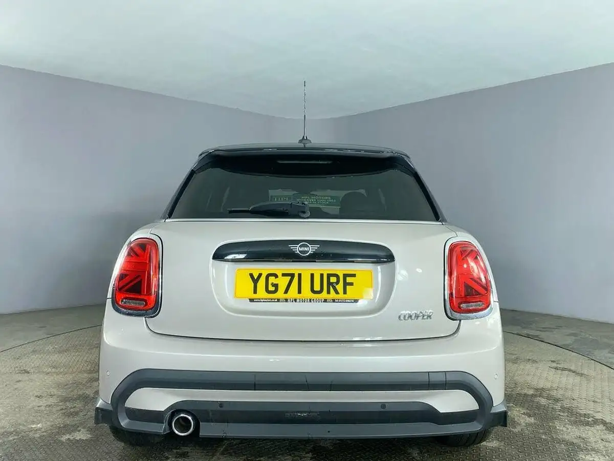 2021-mini-cooper-15-cooper-exclusive-hatchback-5d-auto-big-6
