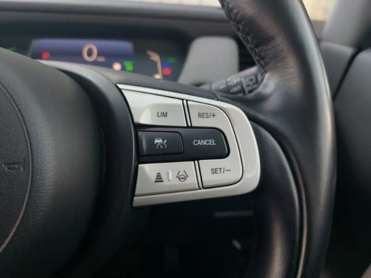 2020-honda-jazz-15-i-mmd-crosstar-ex-big-17