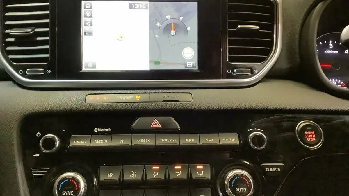 2021-mg-zs-suv-e-exclusive-ev-big-6