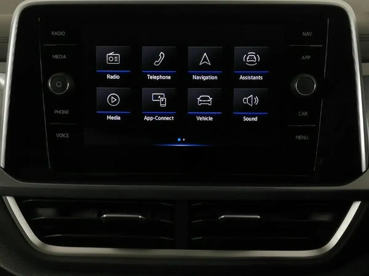 2023-volkswagen-t-roc-15-tsi-style-hatchback-5d-dsg-big-9