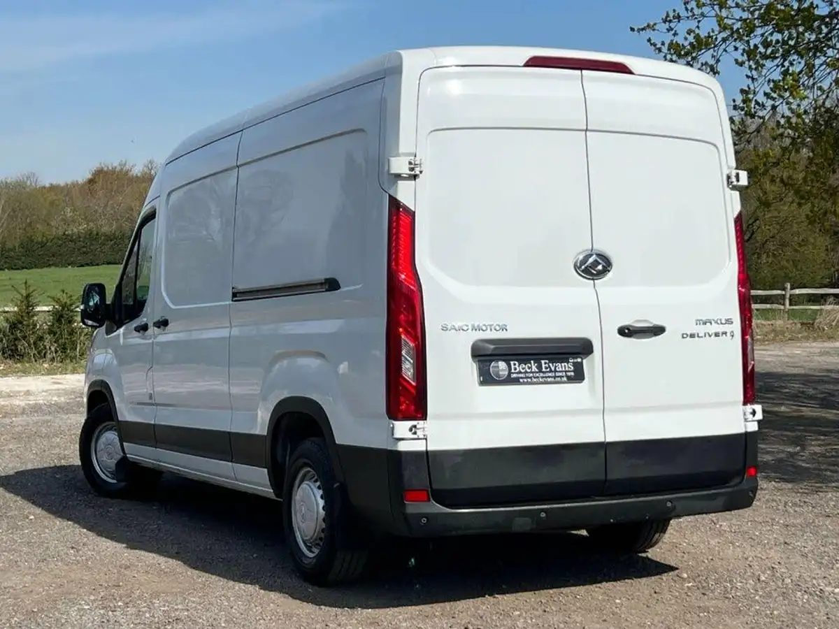 2023-maxus-deliver-9-big-11