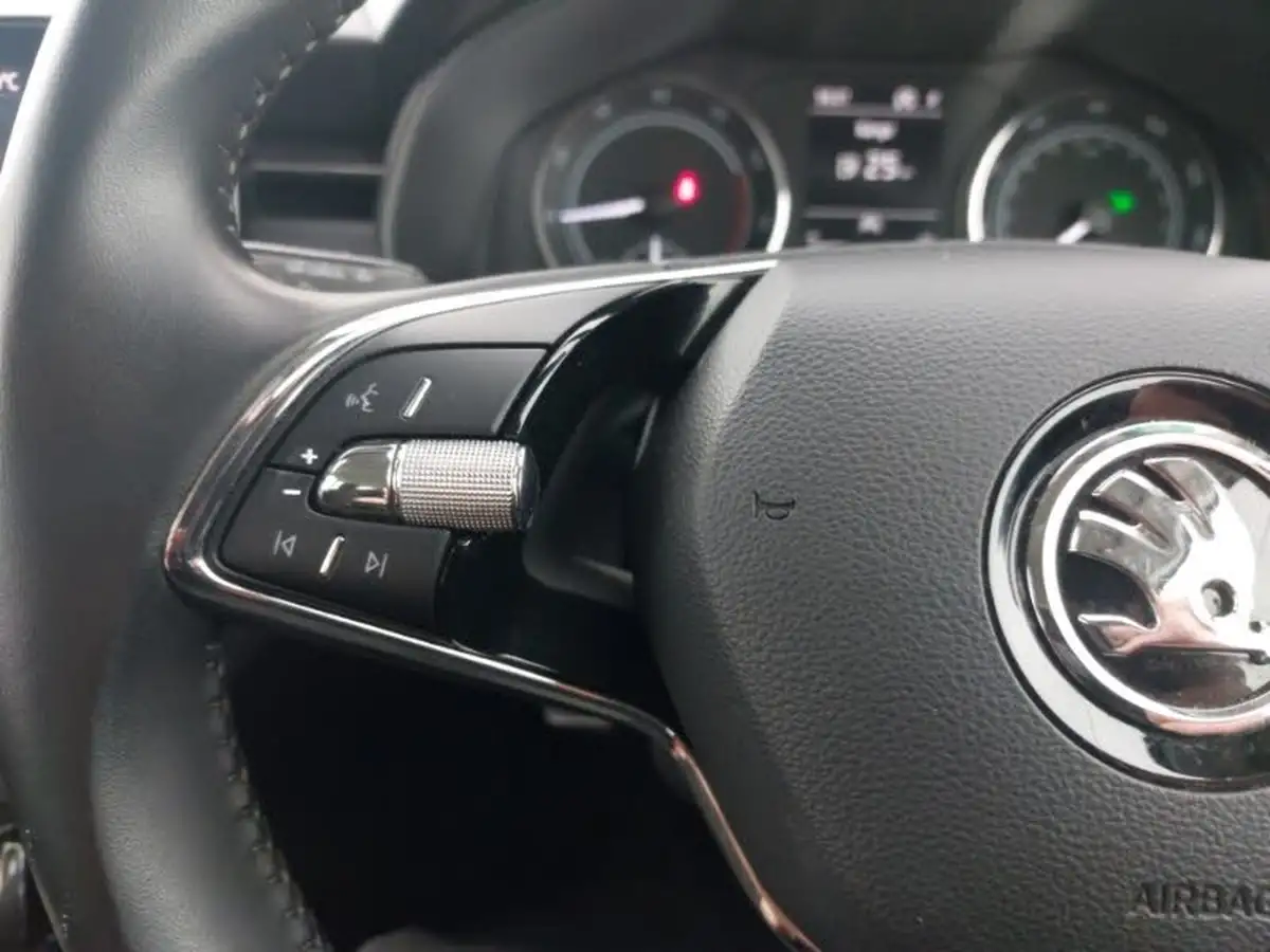 2022-skoda-kamiq-10-tsi-se-109ps-dsg-big-17