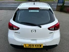 2019-mazda-mazda2-15-se-small-11