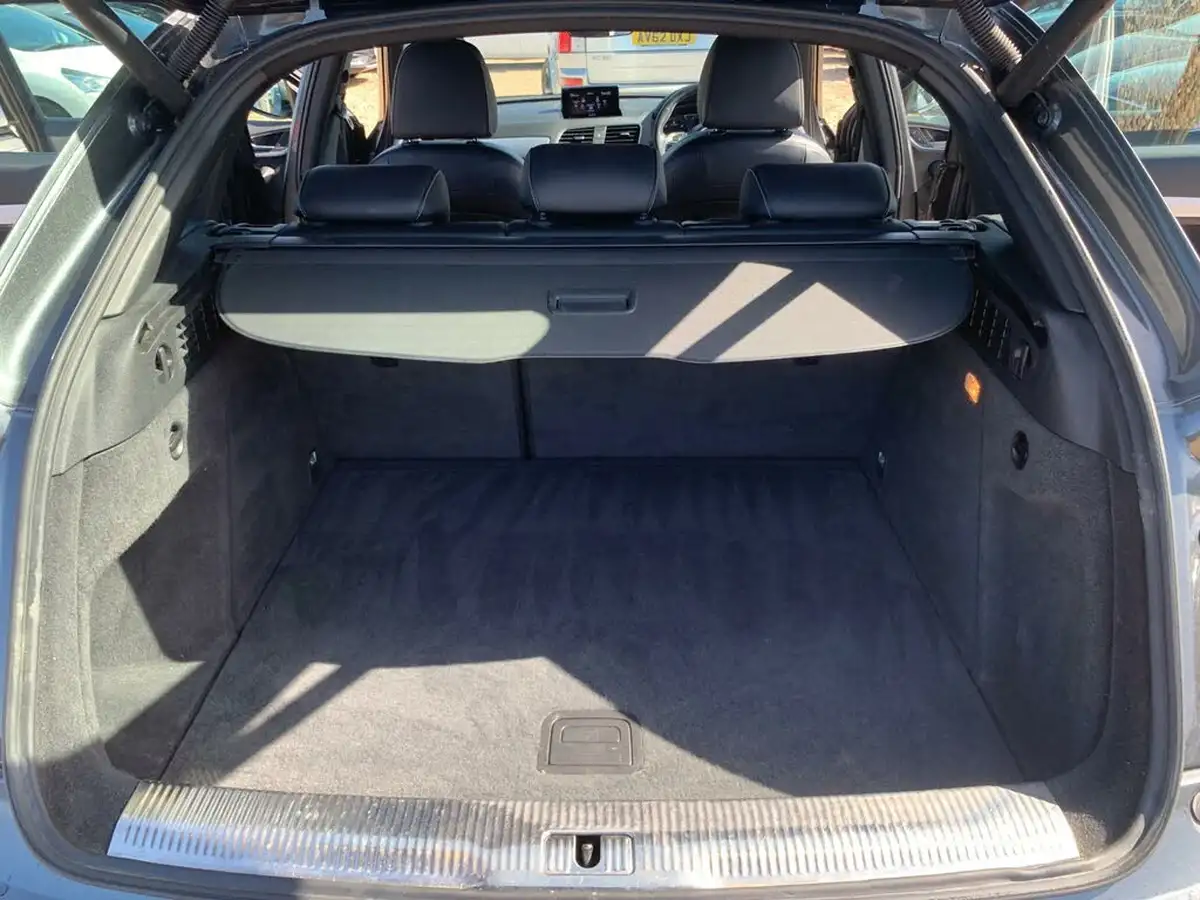 2016-audi-q3-20-tdi-s-line-navigation-big-44