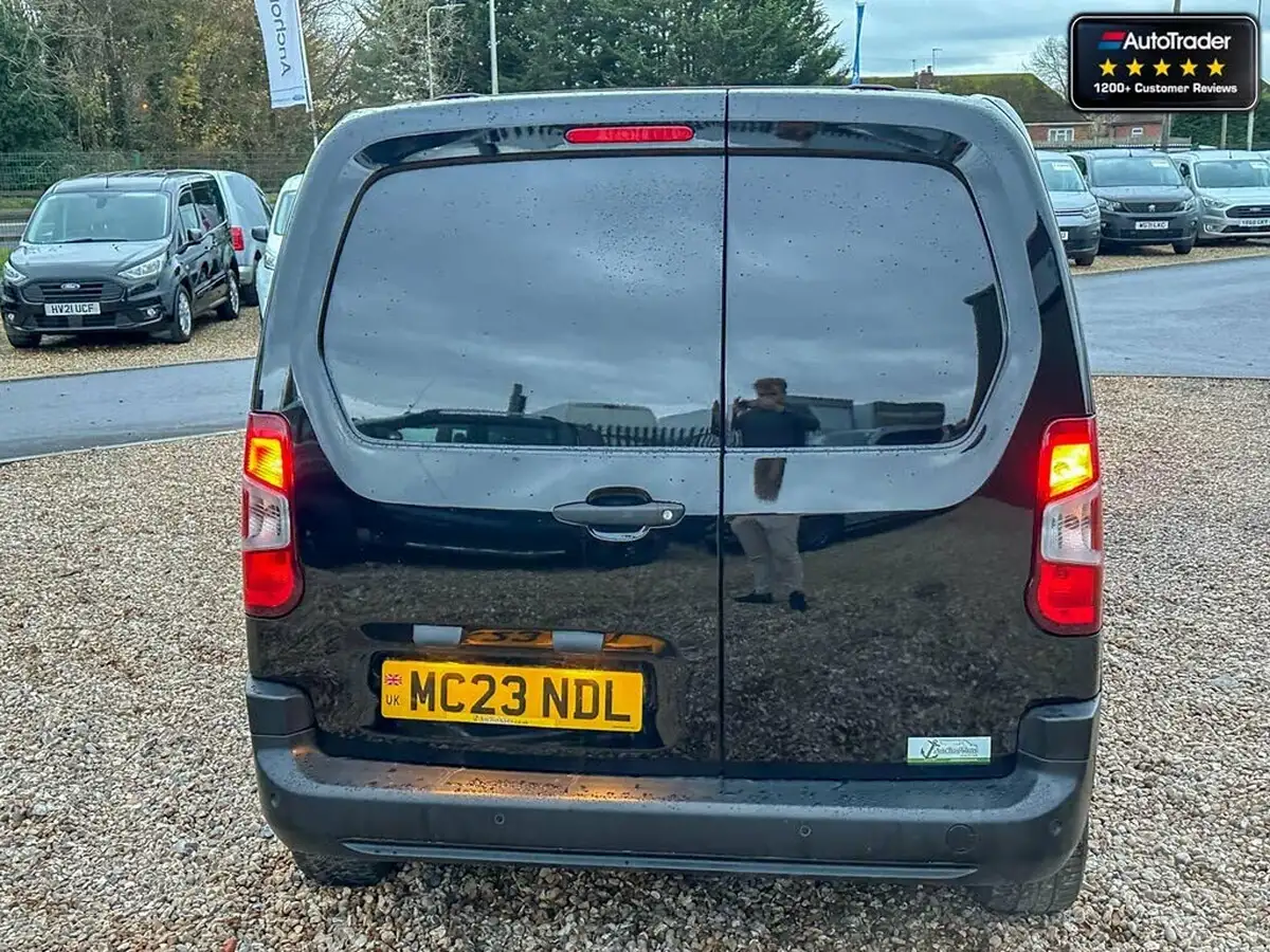 2023-citroen-berlingo-15-bluehdi-1000-enterprise-edition-130pseu6d-eat8-big-6