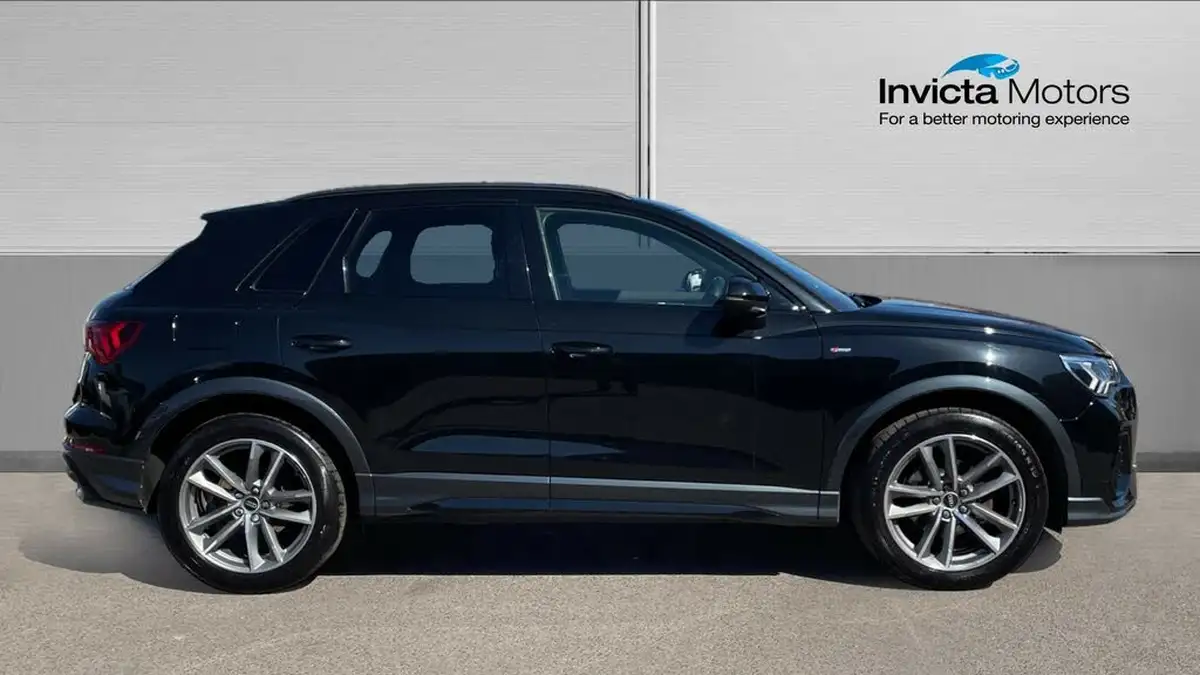 2021-audi-q3-15-35-tfsi-black-edition-codcomfort-sound-pack-station-wagon-big-1