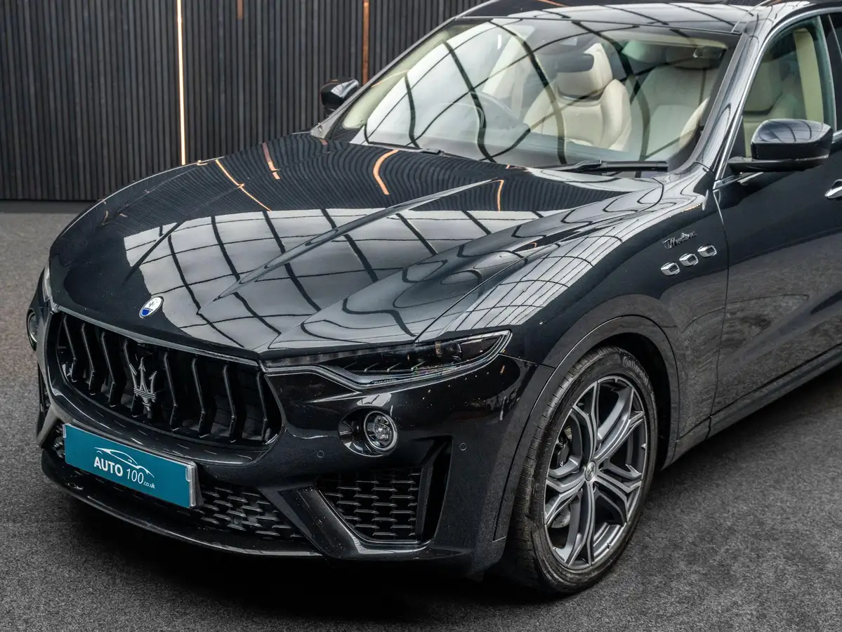 2022-maserati-levante-30-modena-350ps-big-4