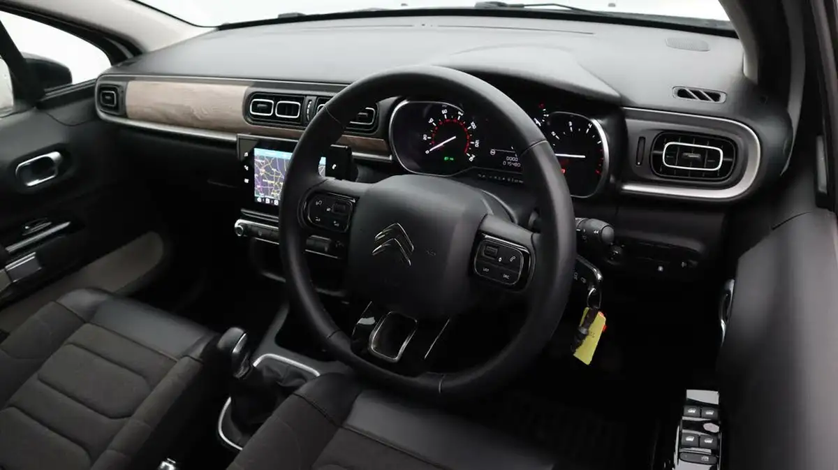 2021-citroen-c3-12-puretech-shine-plus-83ps-big-9