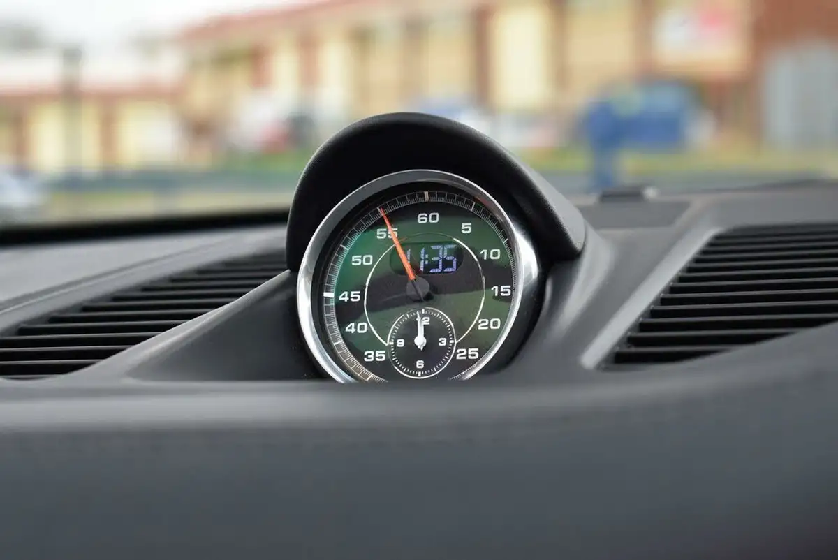 2013-porsche-911-38-carrera-s-cabriolet-pdk-big-10