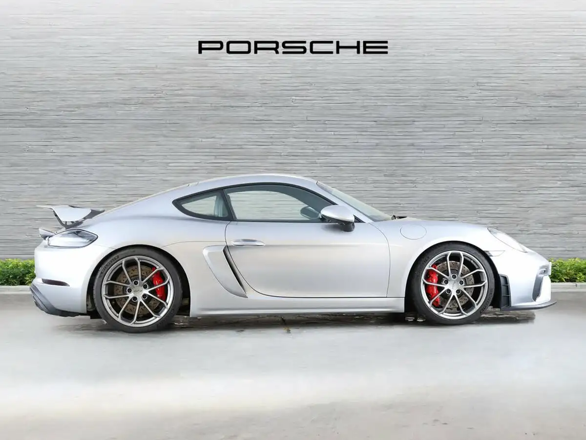 2022-porsche-cayman-718-40-cayman-gt4-pdk-big-7