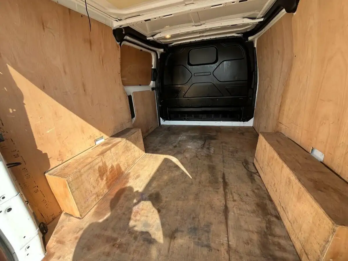 2021-ford-transit-custom-20tdci-300-l1h1-leader-130pseu6dt-panel-van-big-38