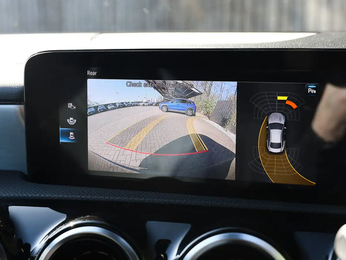 2021-mercedes-benz-cla-13-cla-200-amg-line-coupe-4d-big-11