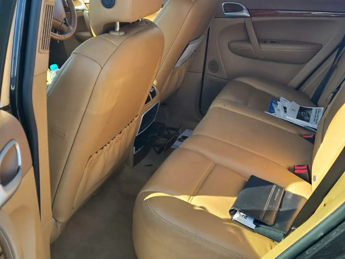 2009-porsche-cayenne-30td-big-7