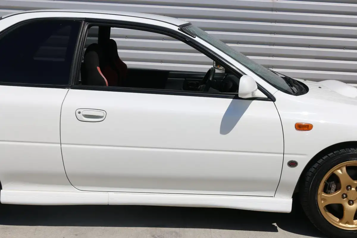 1997-subaru-impreza-big-27