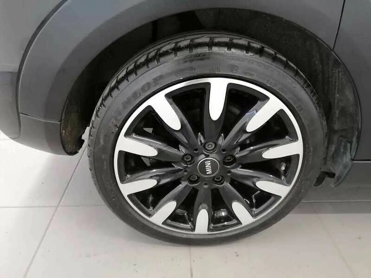 2019-mini-cooper-20-cooper-s-exclusive-189bhp-hatchback-5d-auto-big-3