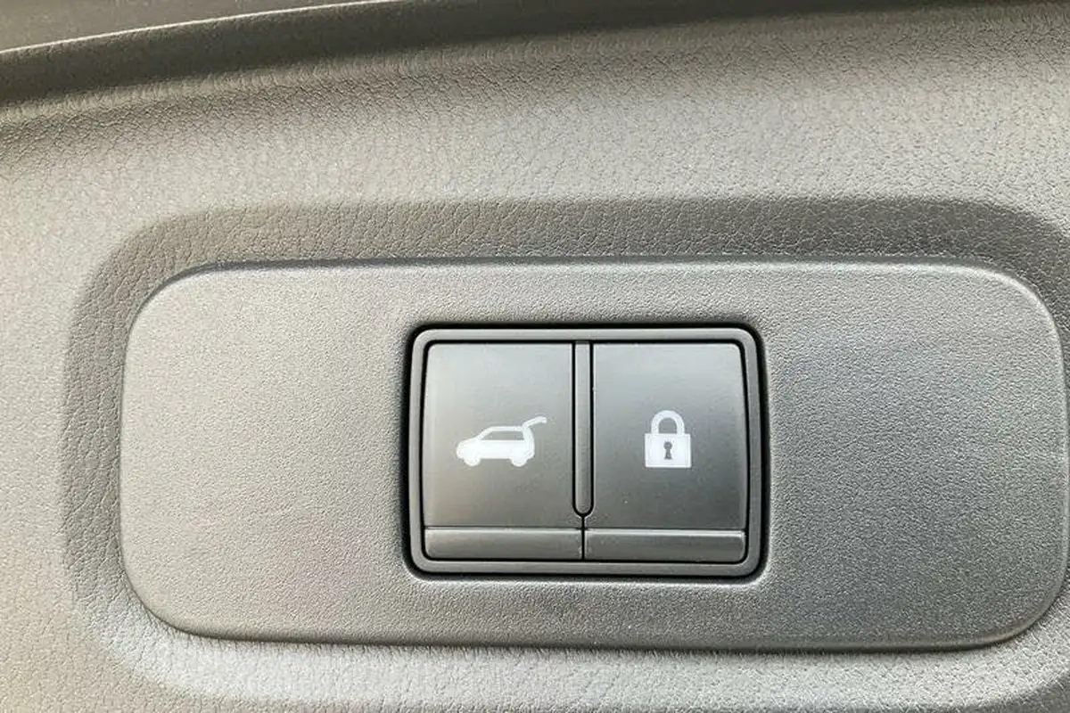 2021-nissan-qashqai-13-dig-t-tekna-big-33