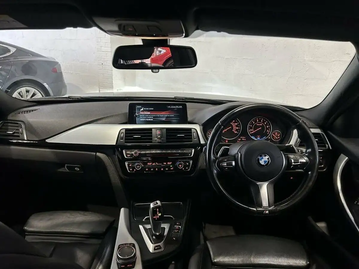 2017-bmw-3-series-20-330e-m-sport-big-27