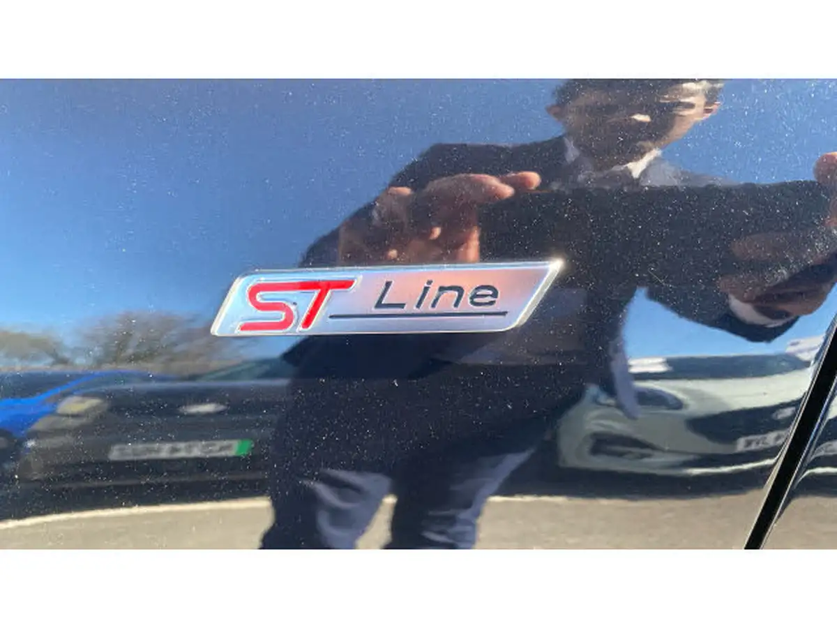 2022-ford-fiesta-10t-st-line-100ps-5d-big-21