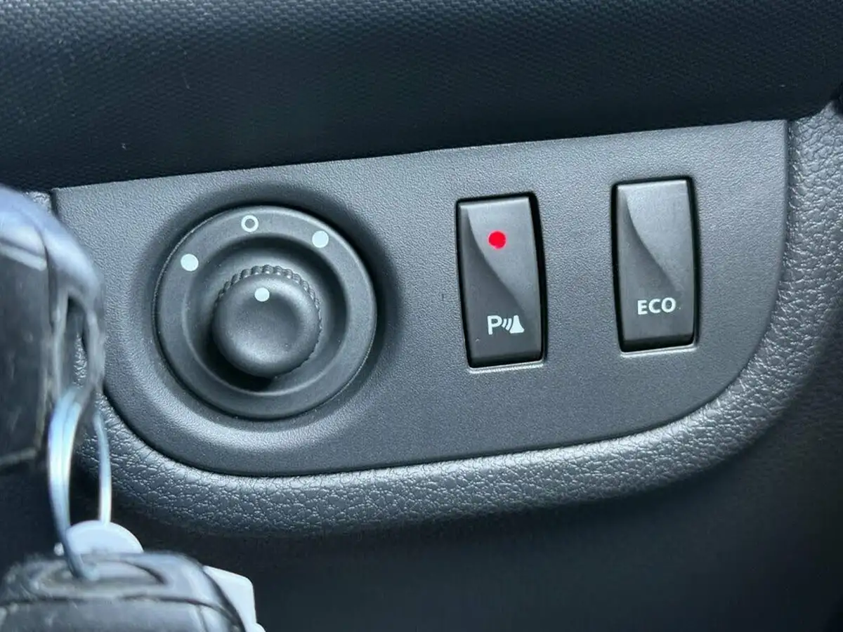 2018-dacia-sandero-stepway-09-tce-laureate-big-28