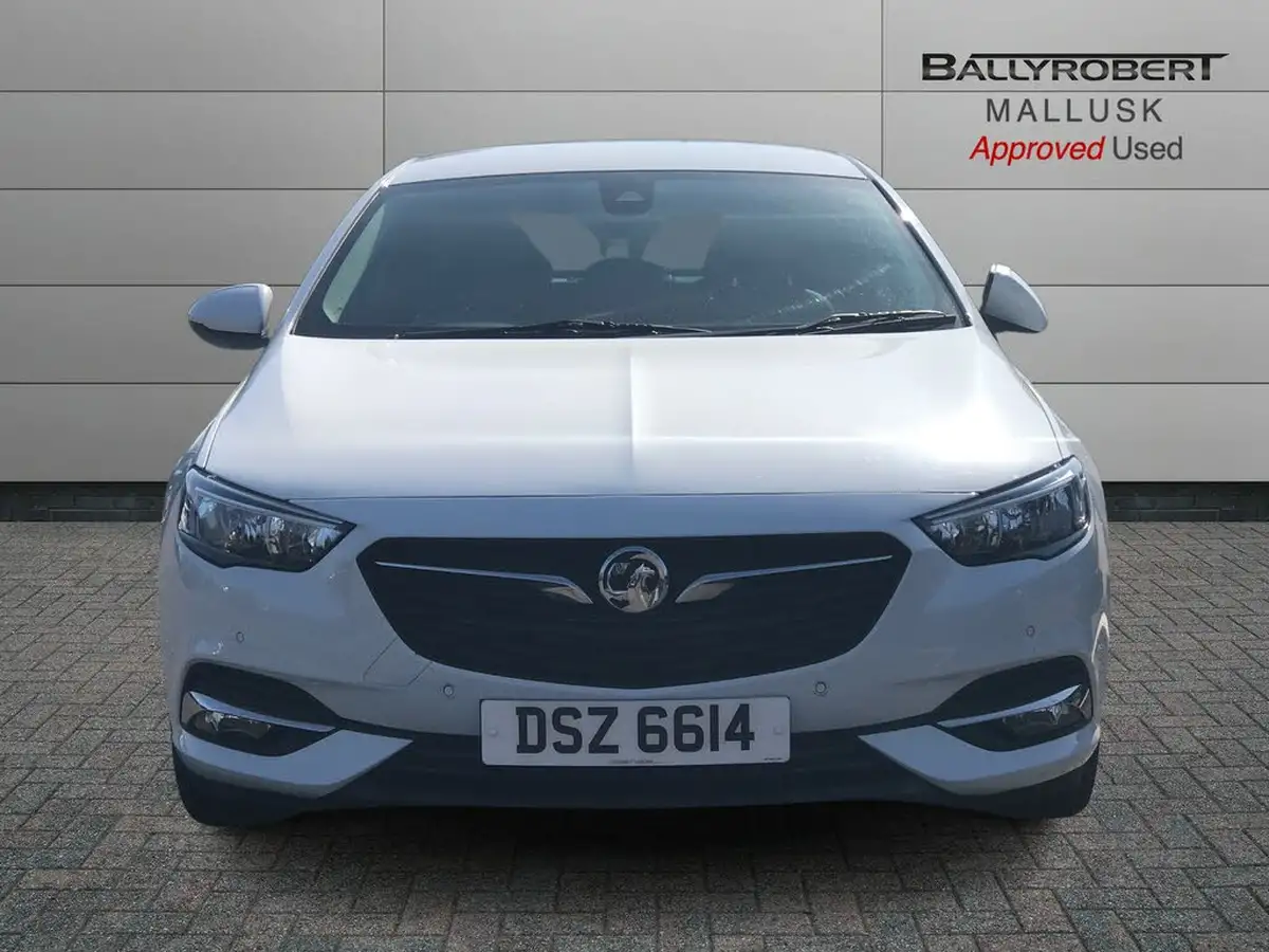 2018-vauxhall-insignia-grand-sport-15-turbo-sri-big-9