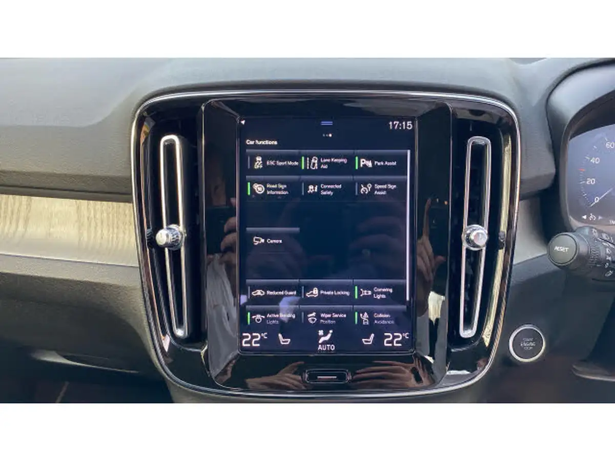 2022-volvo-xc40-20-b4-inscription-pro-big-20