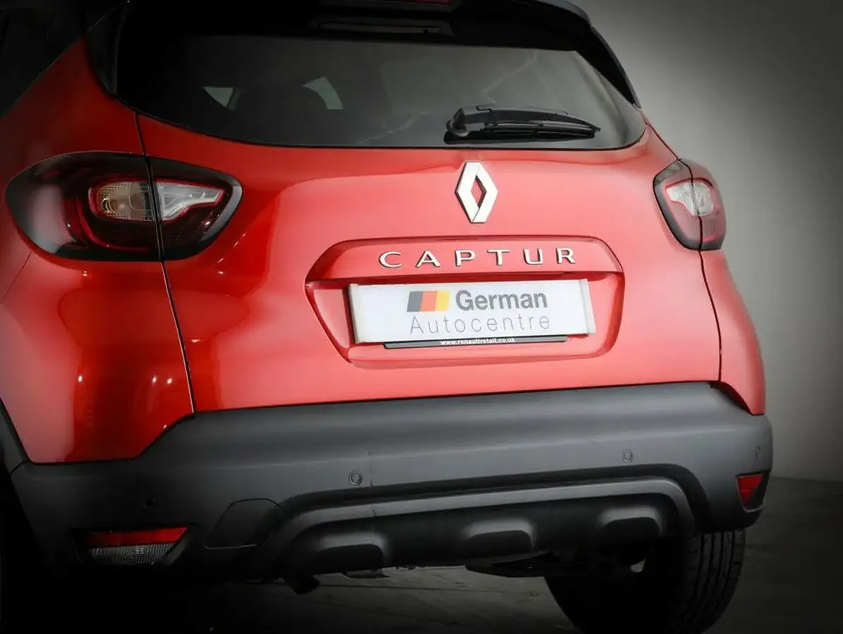 2019-renault-captur-09-tce-iconic-big-12