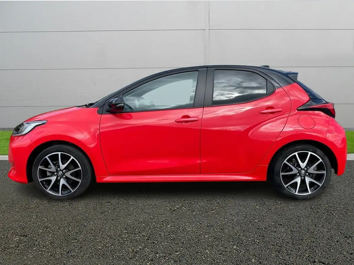2022-toyota-yaris-15-vvt-i-launch-edition-big-3